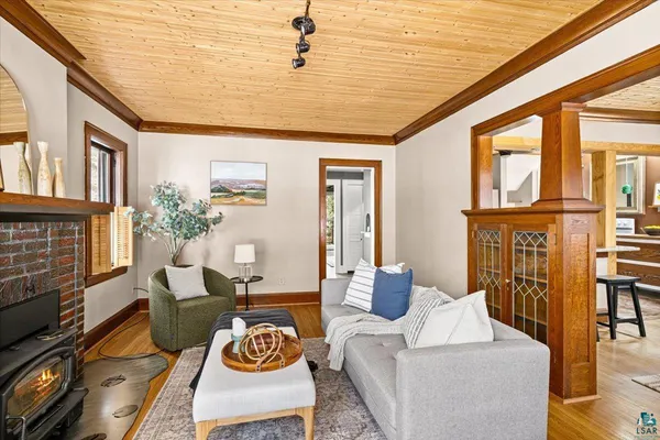 $749,900 | 5162 London Road, Duluth, MN 55804