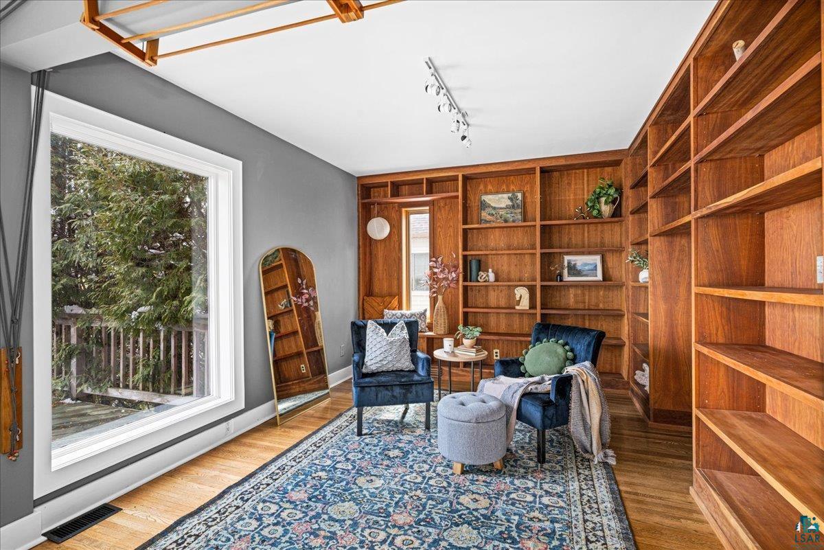 5162 London Road Duluth, MN 55804 - Photo 23 of 60