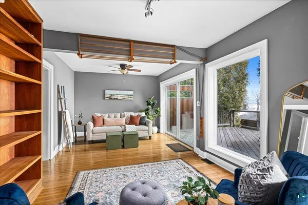 $749,900 | 5162 London Road, Duluth, MN 55804