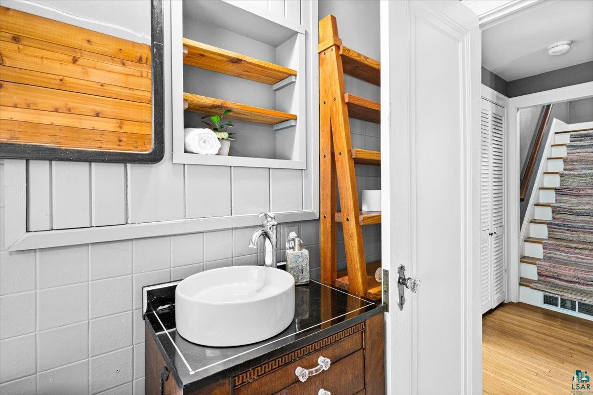 5162 London Road Duluth, MN 55804 - Photo 26 of 60