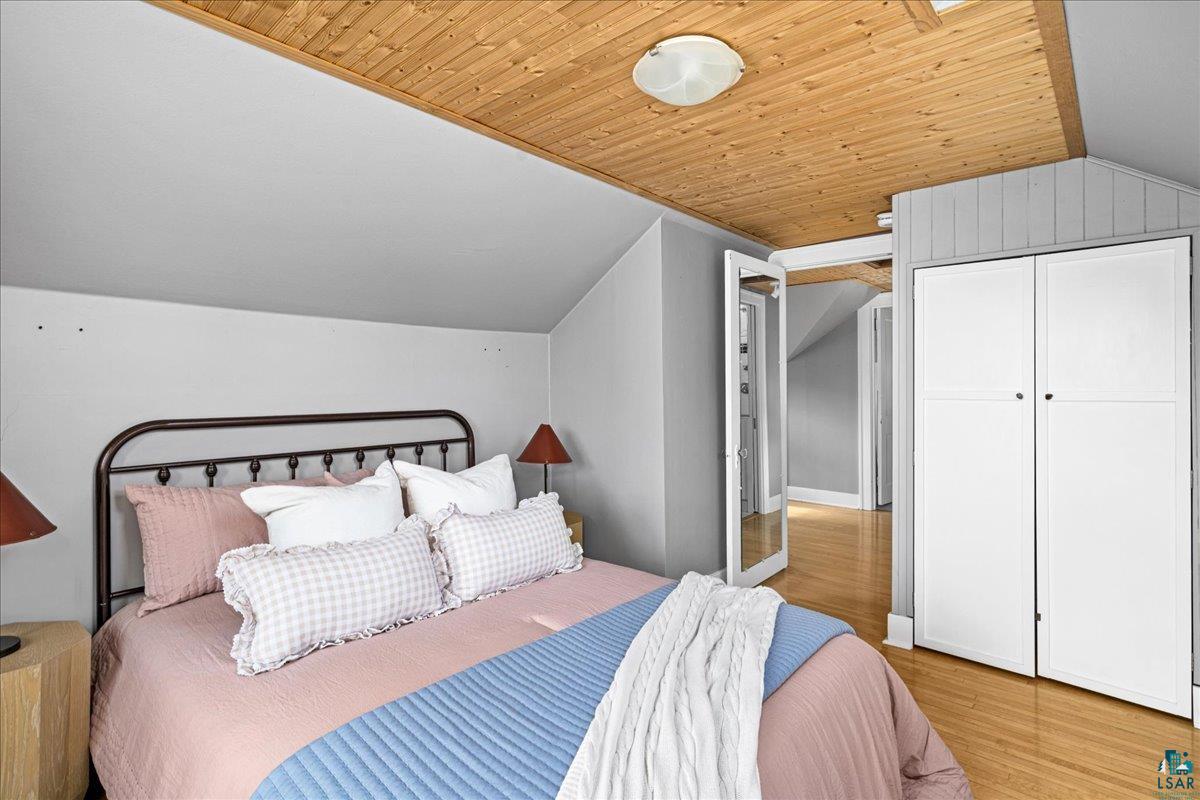 5162 London Road Duluth, MN 55804 - Photo 31 of 60