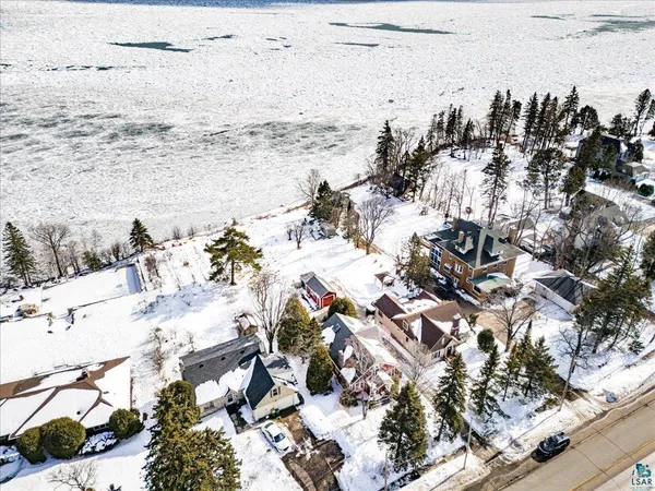 $749,900 | 5162 London Road, Duluth, MN 55804