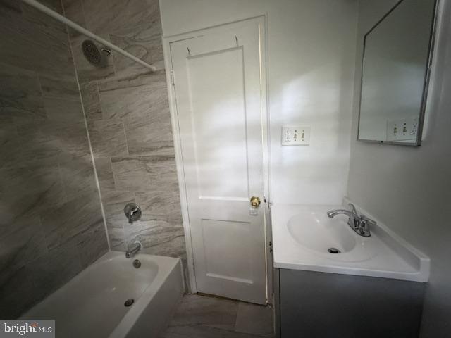 128 Whitmoor Terrace Silver Spring, MD 20901 - Photo 9 of 14 Bathroom
