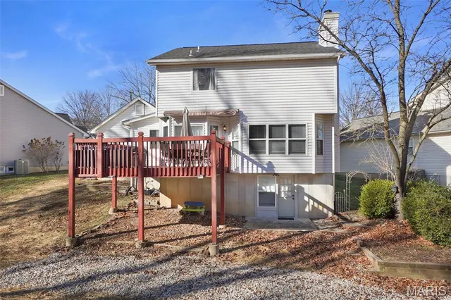 $429,900 | 15 Marymount Court, Valley Park, MO 63088