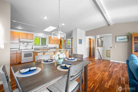 $1,050,000 | 8037 Chinook Way, Blaine, WA 98230