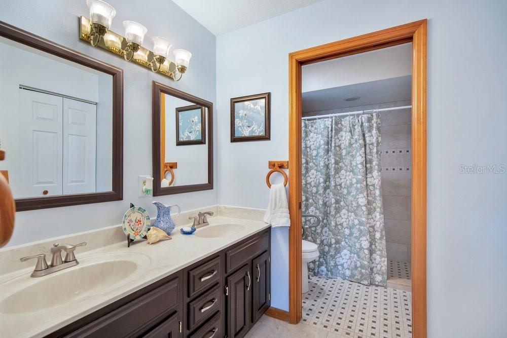 525 Rachael Court Oviedo, FL 32765 - Photo 19 of 37