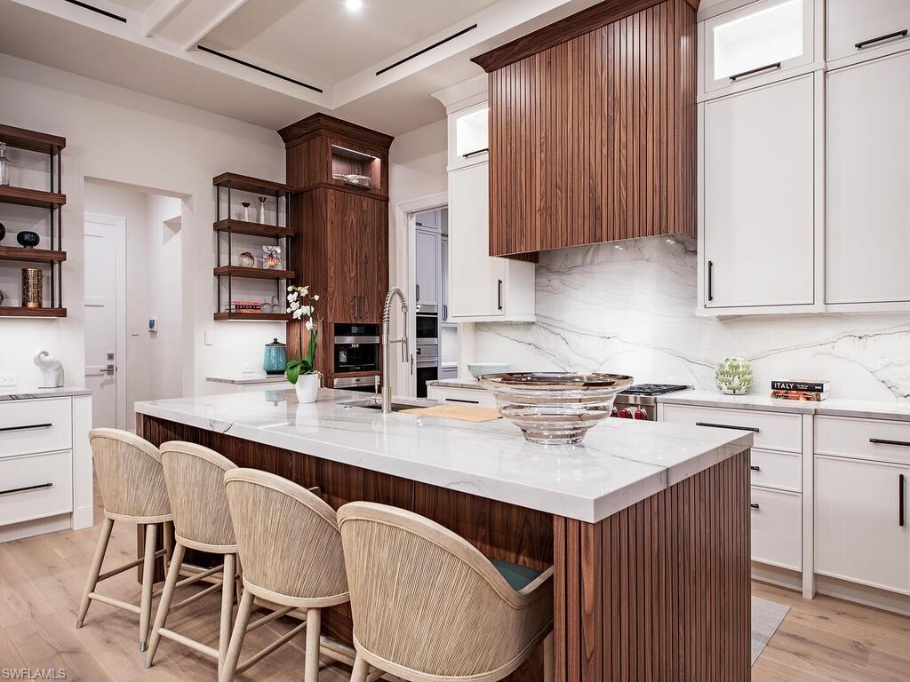 3637 Crayton Road Naples, FL 34103 - Photo 15 of 46 Gallery Image 15