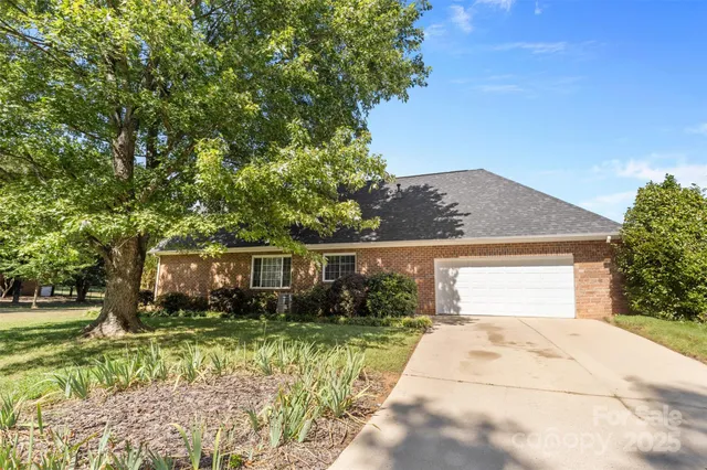 front view of house with a yard