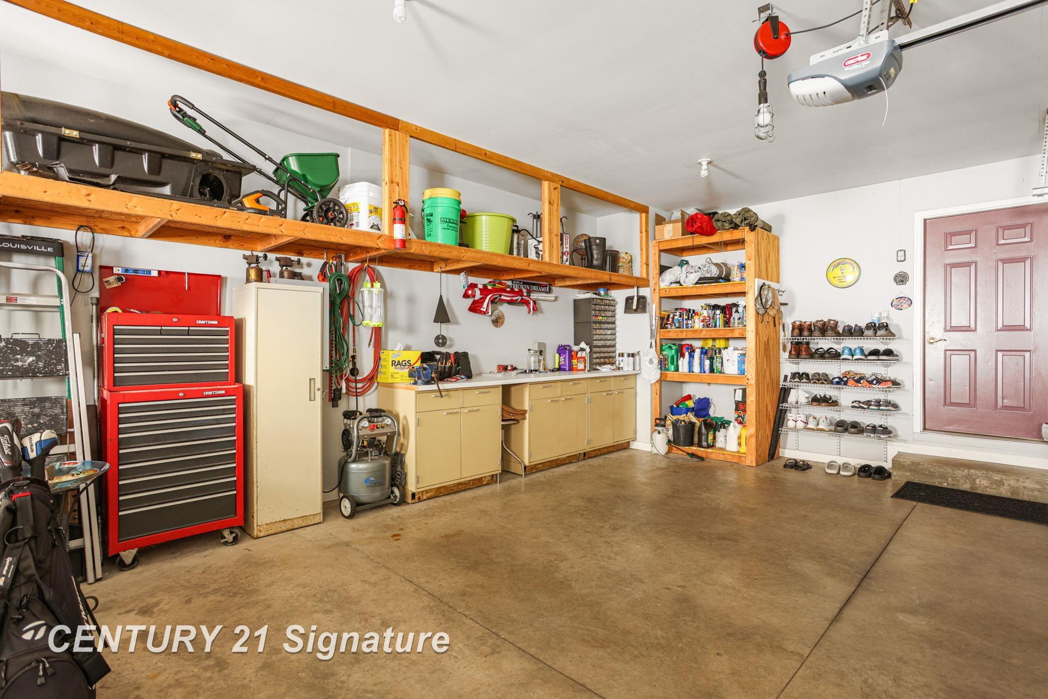 4087 Autumn Ridge Saginaw, MI 48603 - Photo 47 of 66