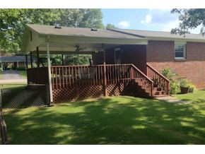 1524 Sun Valley Road Johnson City, TN 37604 - Photo 14 of 24 Side Deck Enters Back Yard