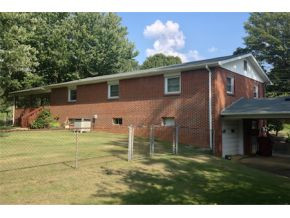 1524 Sun Valley Road Johnson City, TN 37604 - Photo 15 of 24 Back of House