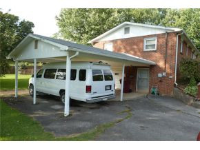 1524 Sun Valley Road Johnson City, TN 37604 - Photo 20 of 24 Large Car Port