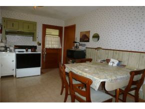 1524 Sun Valley Road Johnson City, TN 37604 - Photo 6 of 24 Kitchen Dining Area