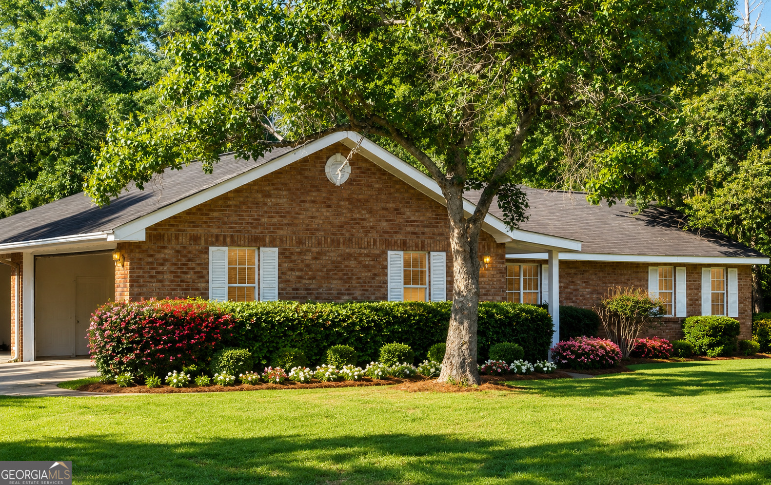 135 Brandon Street Baxley, GA 31513 - Photo 1 of 15