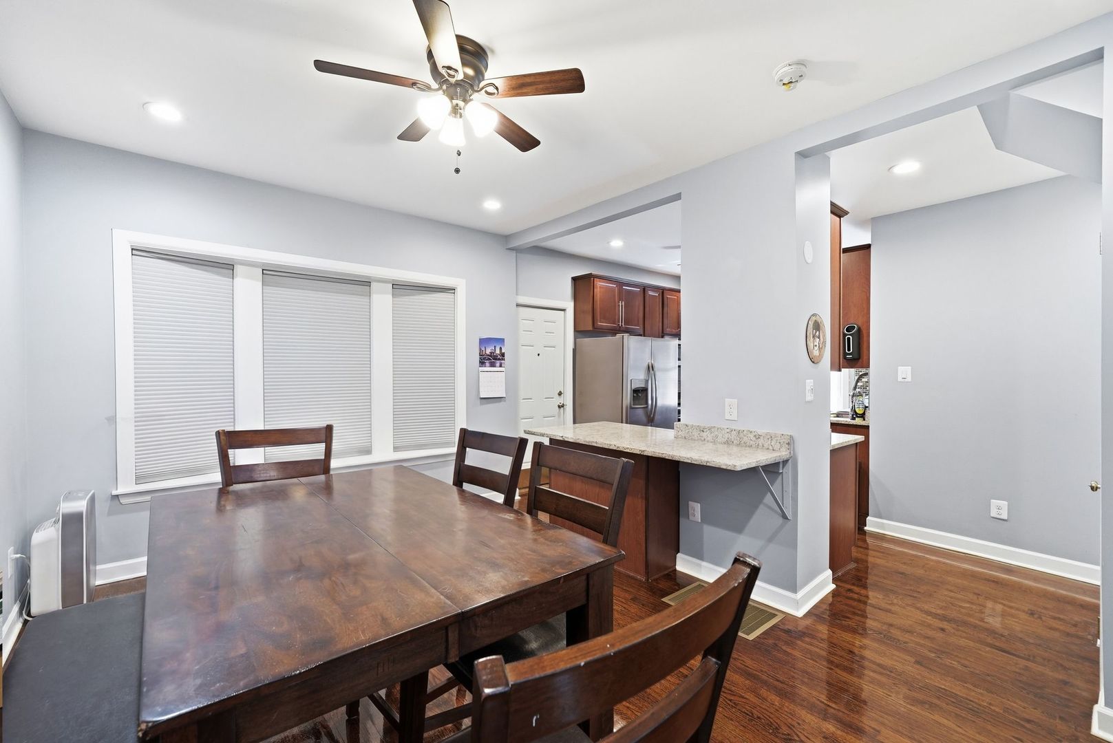 1235 North Harding Avenue Chicago, IL 60651 - Photo 4 of 38