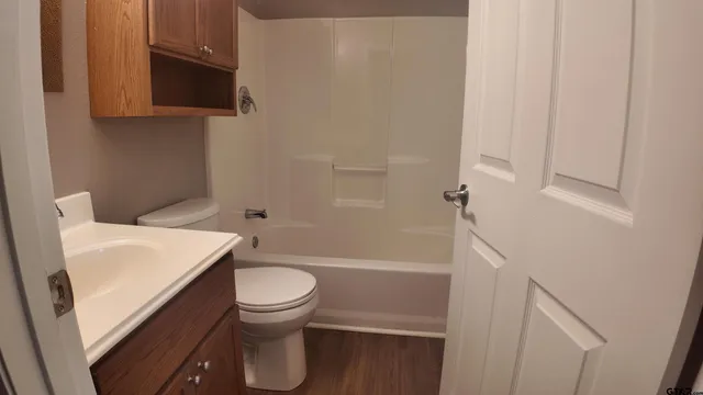 $1,700 | 1108 Woodlands Park Drive, Lindale, TX 75771