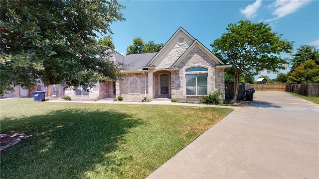 $1,575 | 3606 Oldenburg Court, College Station, TX 77845
