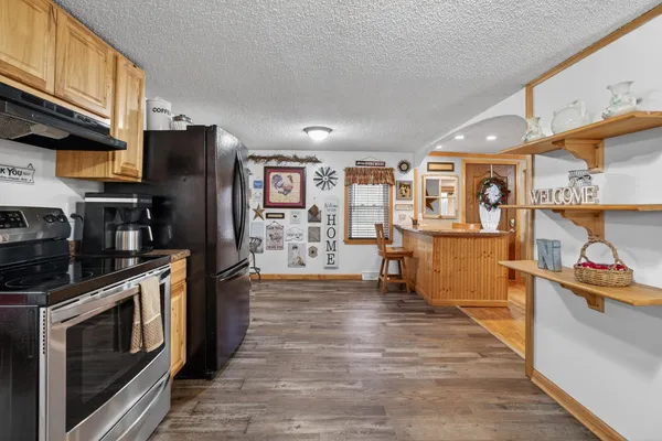 $299,900 | 3465 East Bacon Road, Hillsdale, MI 49242