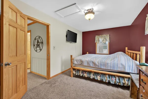 $299,900 | 3465 East Bacon Road, Hillsdale, MI 49242