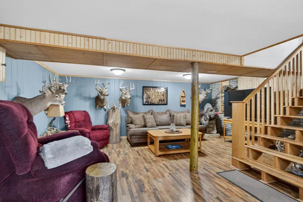 $299,900 | 3465 East Bacon Road, Hillsdale, MI 49242