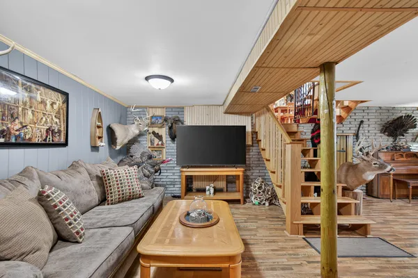 $299,900 | 3465 East Bacon Road, Hillsdale, MI 49242