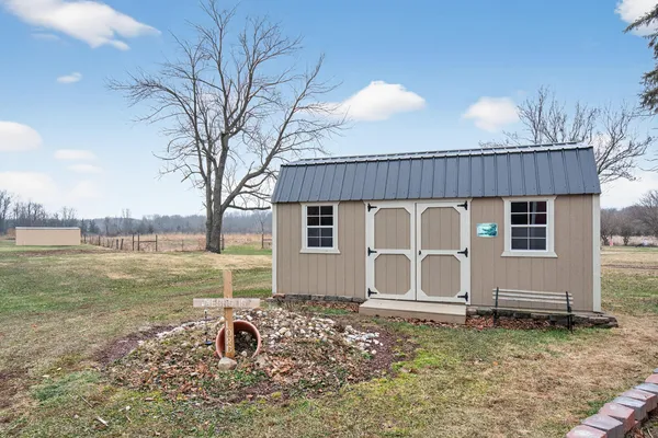 $299,900 | 3465 East Bacon Road, Hillsdale, MI 49242
