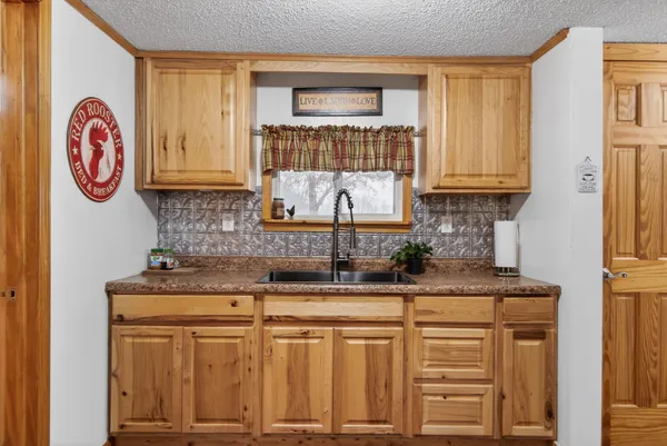 $299,900 | 3465 East Bacon Road, Hillsdale, MI 49242