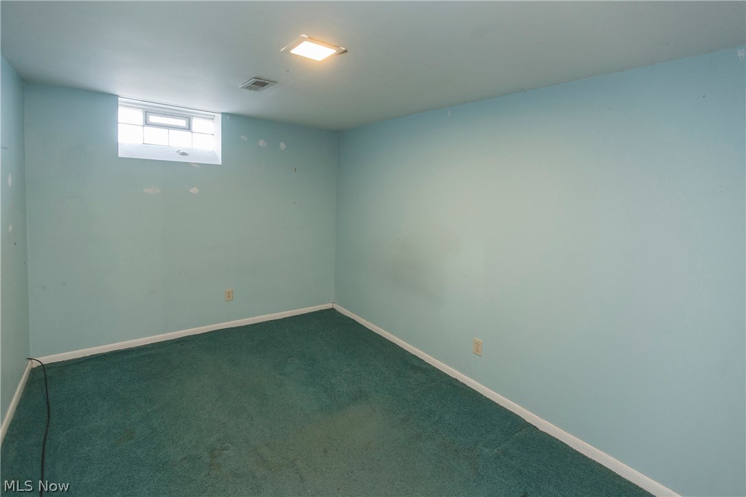 11003 Windham Road Parma, OH 44130 - Photo 15 of 24