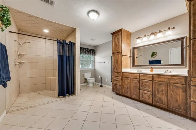 $525,000 | 215 Surveyors Road, Krugerville, TX 76227