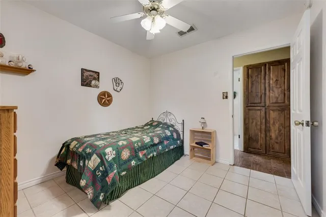 $525,000 | 215 Surveyors Road, Krugerville, TX 76227