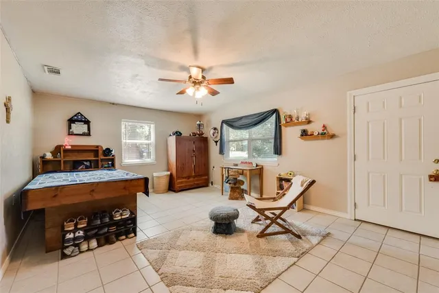 $525,000 | 215 Surveyors Road, Krugerville, TX 76227