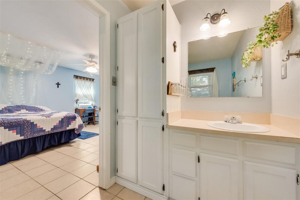 215 Surveyors Road Krugerville, TX 76227 - Photo 28 of 39