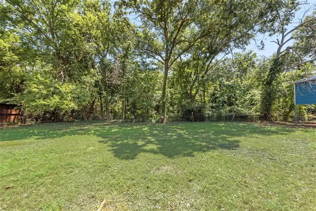$525,000 | 215 Surveyors Road, Krugerville, TX 76227