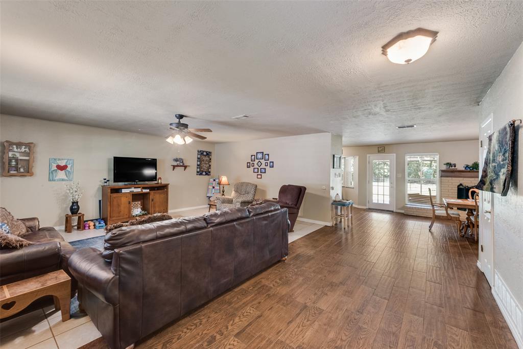 215 Surveyors Road Krugerville, TX 76227 - Photo 7 of 39