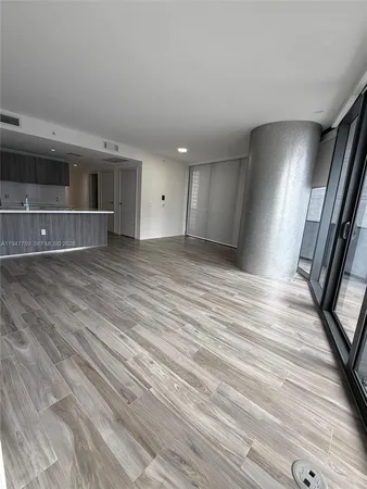 $6,800 | 801 South Miami Avenue, Unit 1804, Miami, FL 33131