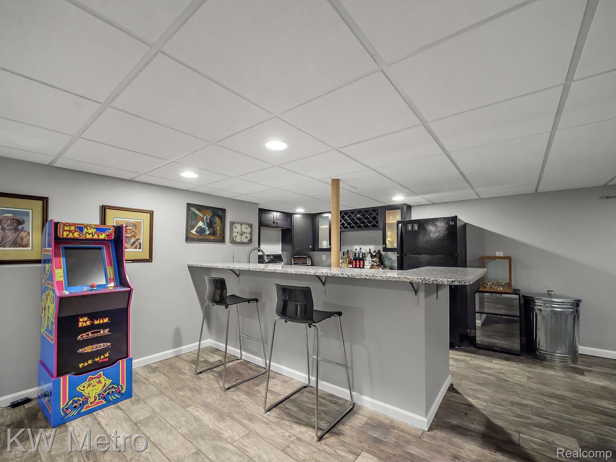 845 Loggers Circle Rochester, MI 48307 - Photo 49 of 53 61-web-or-mls-P1222747.jpg