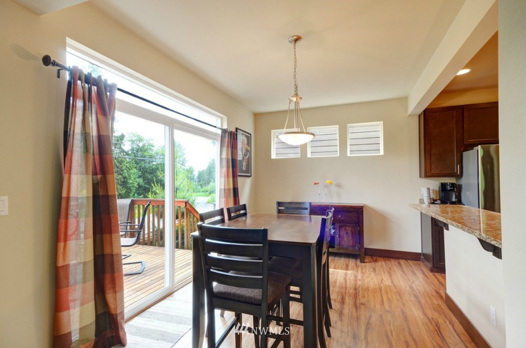 427 203rd Place Southeast Bothell, WA 98012 - Photo 13 of 24