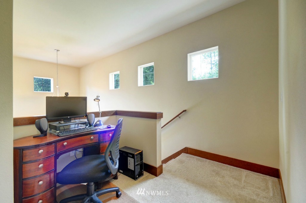 427 203rd Place Southeast Bothell, WA 98012 - Photo 14 of 24