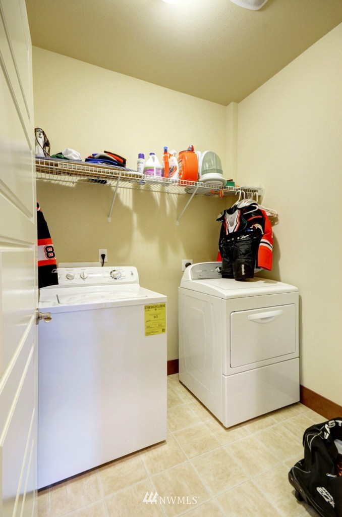 427 203rd Place Southeast Bothell, WA 98012 - Photo 19 of 24
