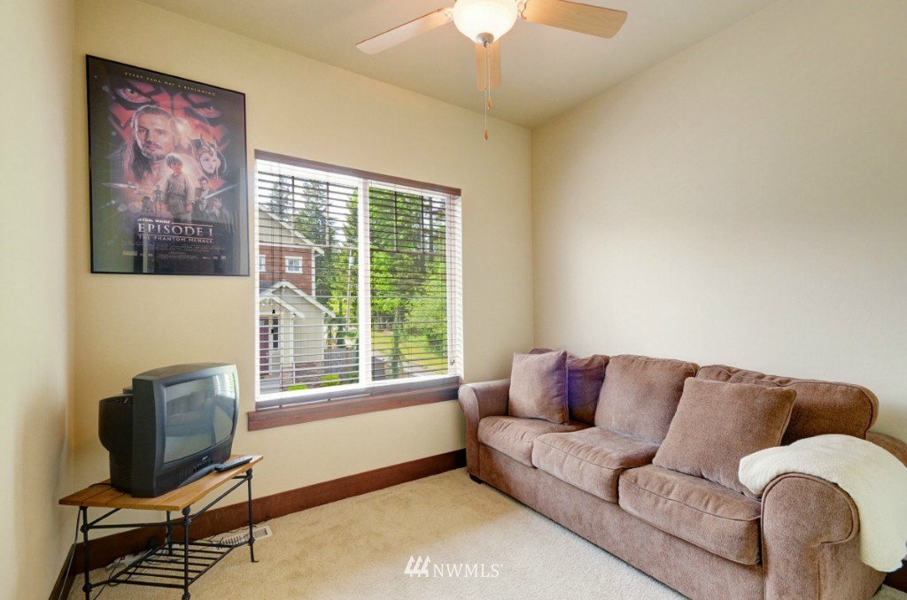 427 203rd Place Southeast Bothell, WA 98012 - Photo 20 of 24