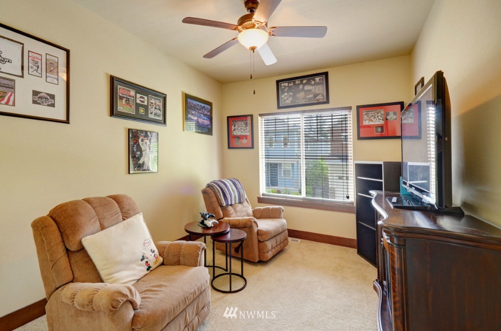 427 203rd Place Southeast Bothell, WA 98012 - Photo 21 of 24