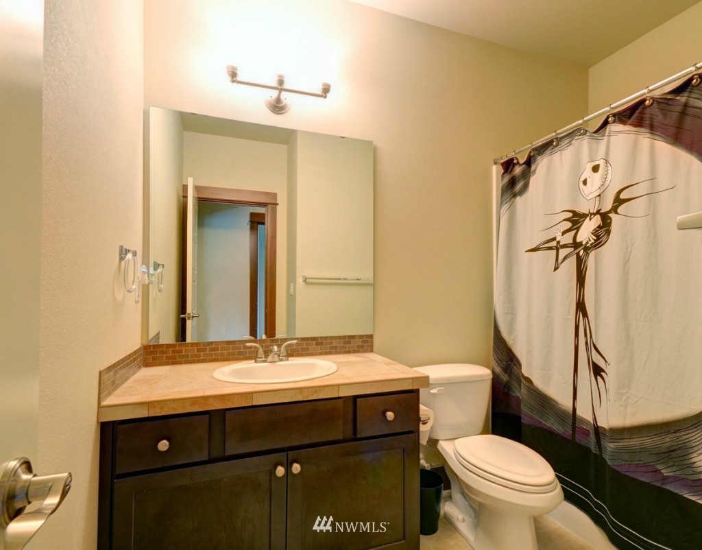 427 203rd Place Southeast Bothell, WA 98012 - Photo 22 of 24
