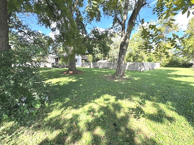 307 Mills Road Joliet, IL 60433 - Photo 21 of 22 a view of yard with green space
