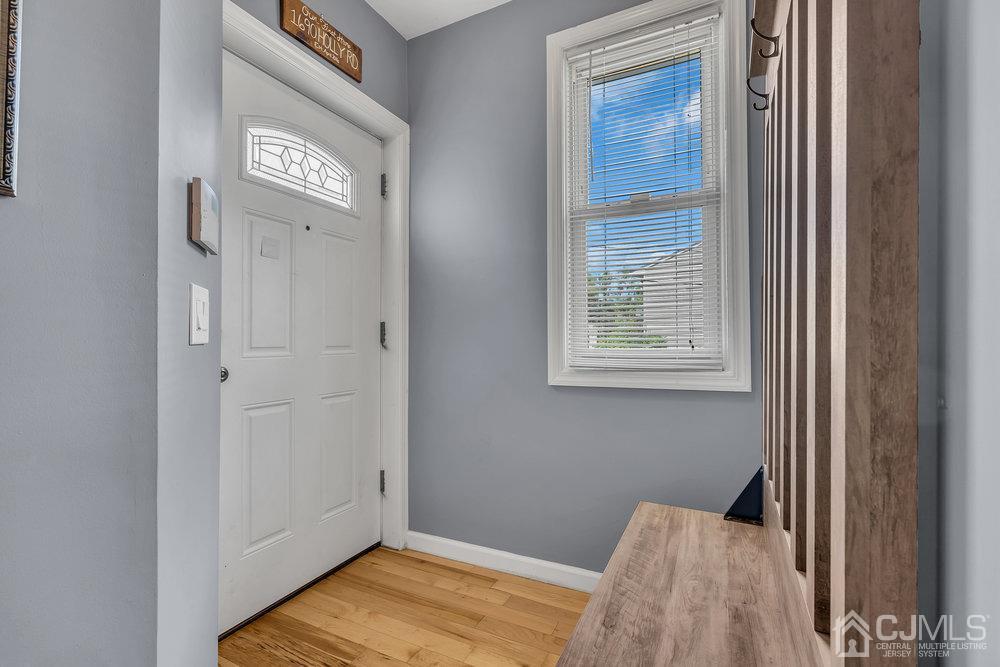 1690 Holly Road North Brunswick, NJ 08902 - Photo 3 of 20 Gallery Image 3