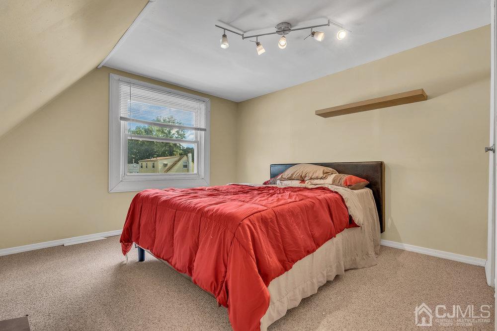 1690 Holly Road North Brunswick, NJ 08902 - Photo 10 of 20 Gallery Image 10
