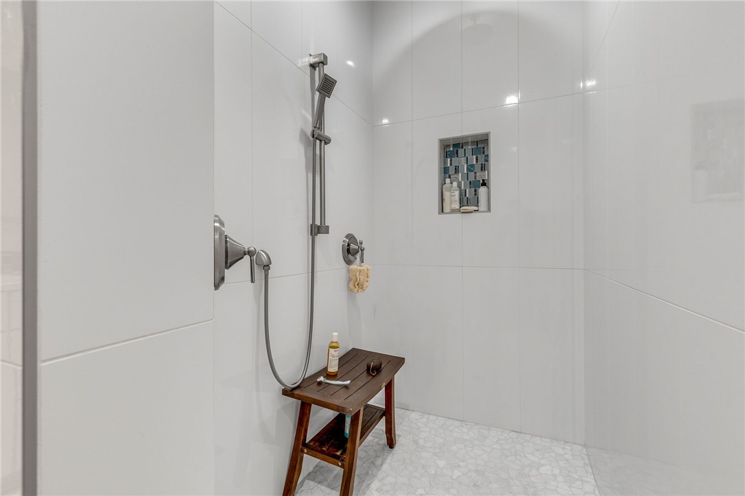 1230 Melton Road, Unit 215 West Union, SC 29696 - Photo 21 of 50 Primary Walk-In Shower