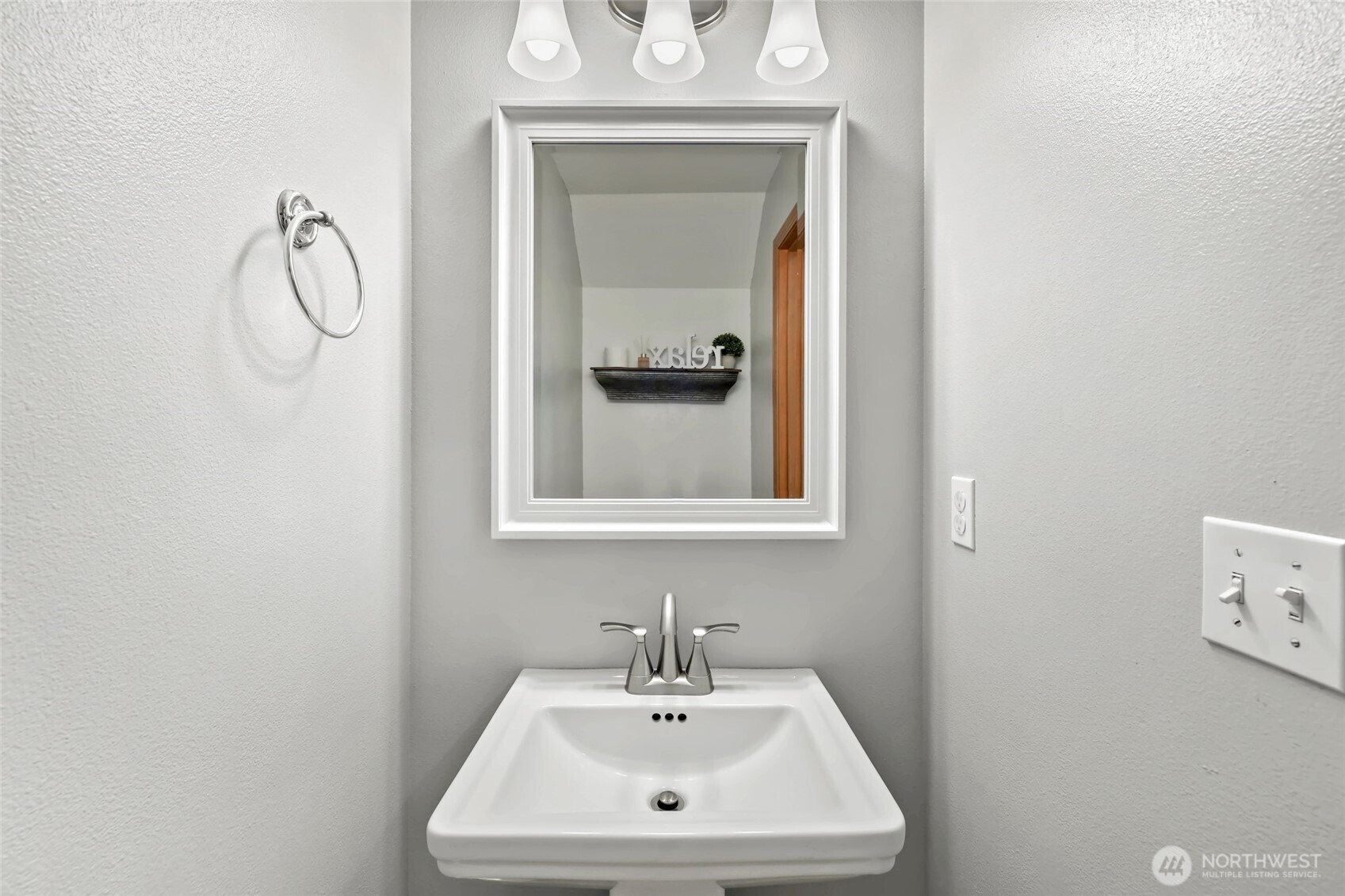 6948 Inlay Street Southeast Lacey, WA 98513 - Photo 8 of 37 Gallery Image 8