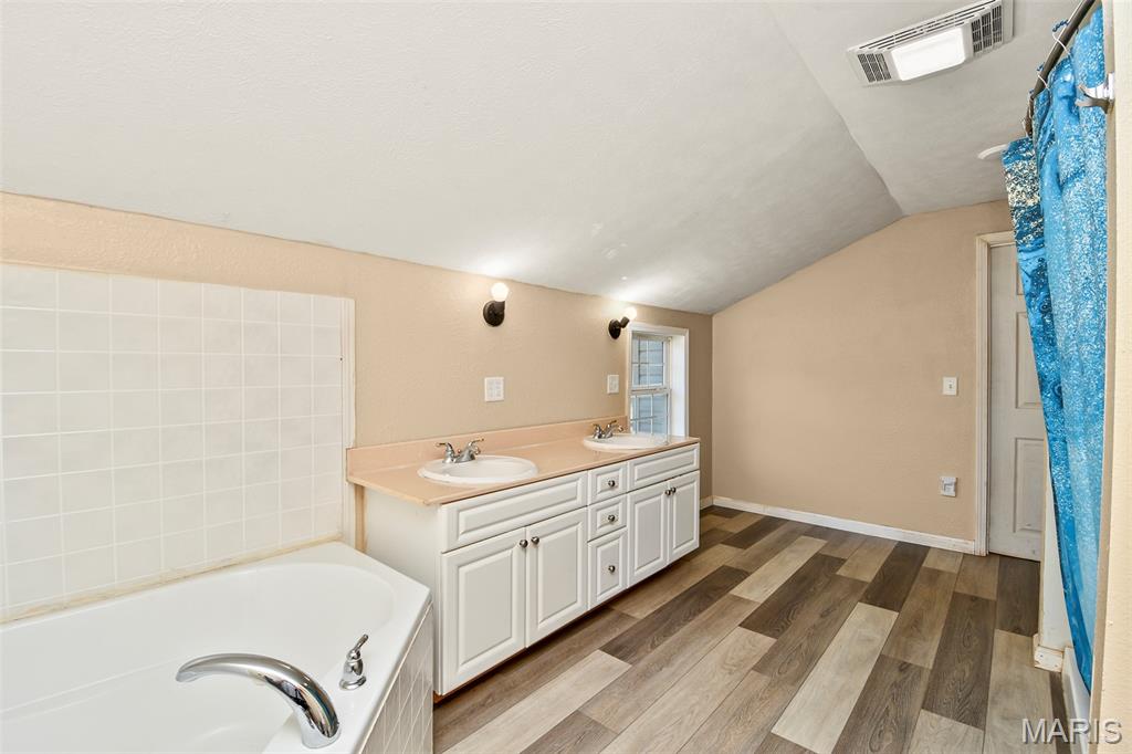 1477 Bell Ford Road Marshfield, MO 65706 - Photo 18 of 77