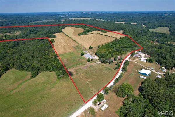 $965,000 | 1477 Bell Ford Road, Marshfield, MO 65706