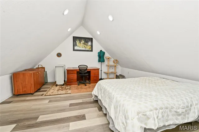 $965,000 | 1477 Bell Ford Road, Marshfield, MO 65706